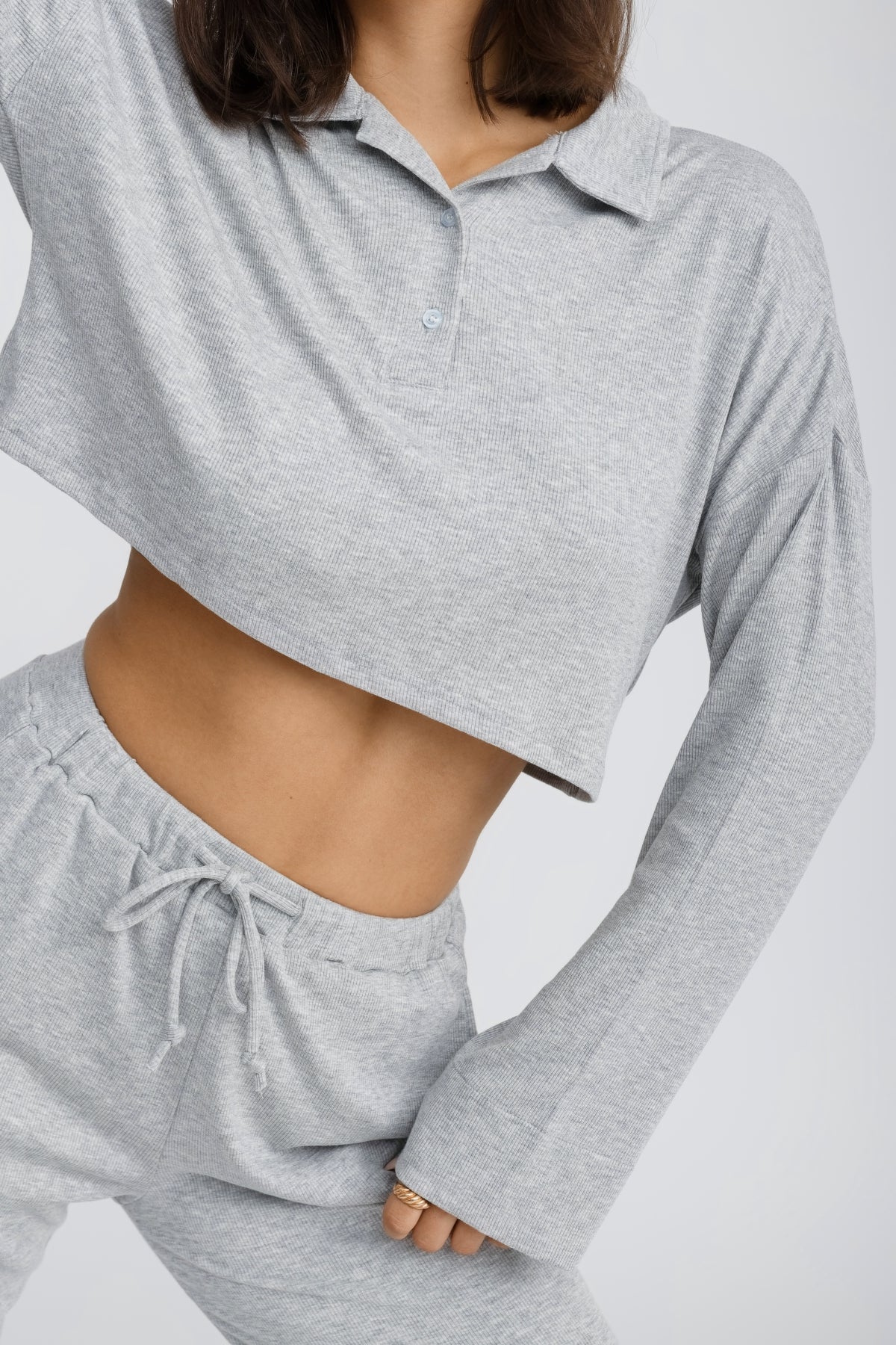 OVERSIZED LOUNGE CROP SHIRT IN MISTY GRAY